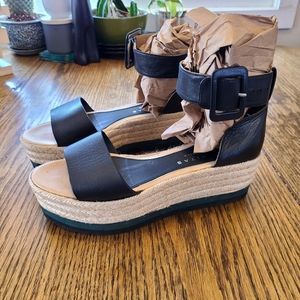 Paloma Barcelo Platform Leather Sandals